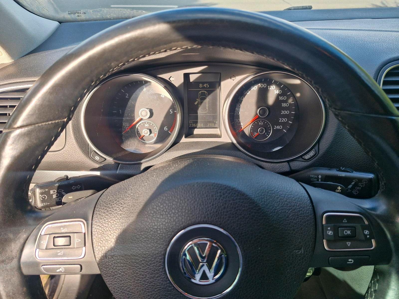 Volkswagen Golf 2012 — photo 8