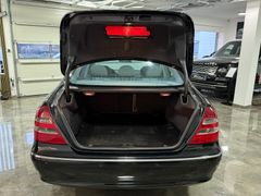 Fahrzeugabbildung Mercedes-Benz E 240 Lim. / Avantgarde Xenon Sitzheizung Klima