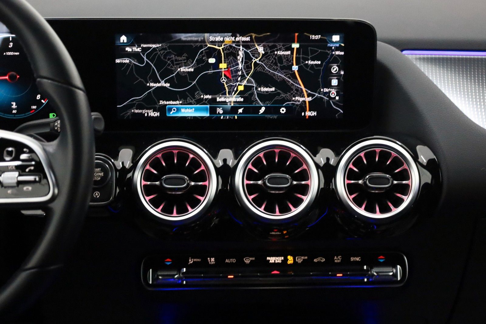 Fahrzeugabbildung Mercedes-Benz GLA 200 Progressive,Leder,Navi,LED,SH,Kamera,