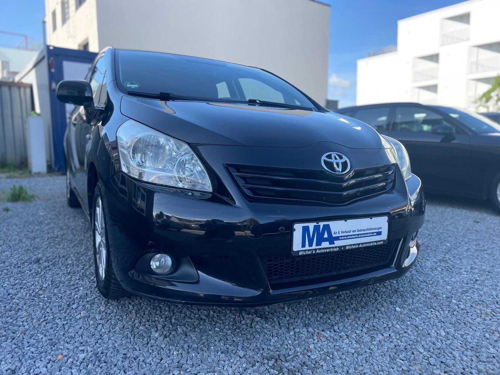 Toyota Verso Edition7-Sitzer  Panorama PDC AHK LMF