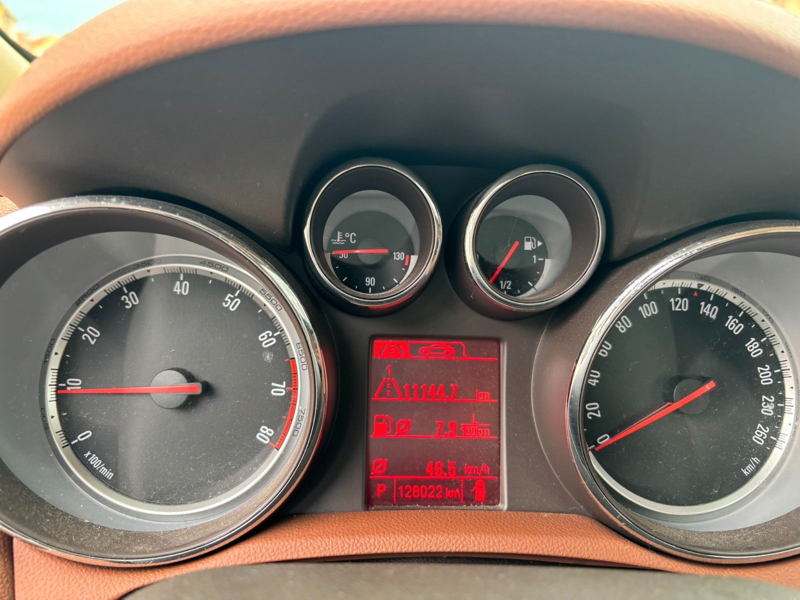 Fahrzeugabbildung Opel Mokka 1.4 INNOVATION AHK/KAMERA/SHZ/ALU/NAVI