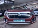 Volkswagen Touareg 3.0 TDI 4M HUD Luft Sitzkl Massage StHzg - Volkswagen Touareg in München