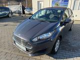 Ford Fiesta Sync Edition - Ford Fiesta: Sync Edition