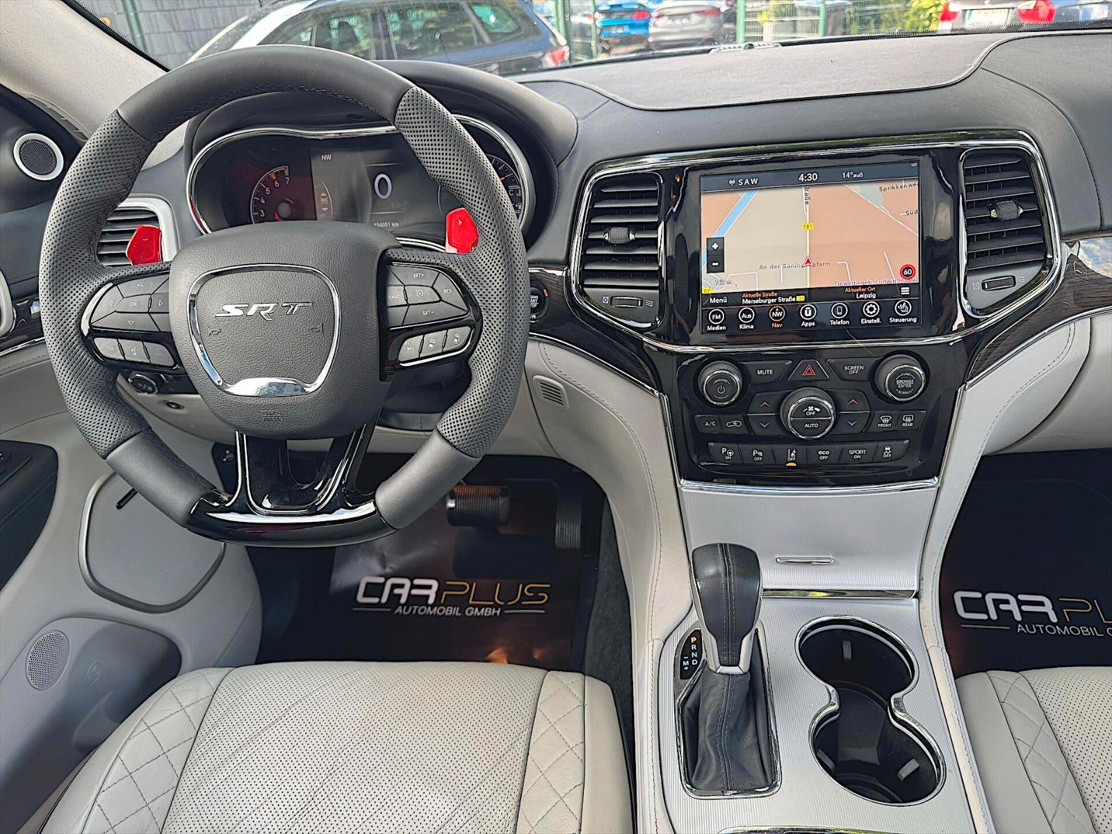 Fahrzeugabbildung Jeep Grand Cherokee 5.7 SRT Package SUMMIT LPG *ACC*