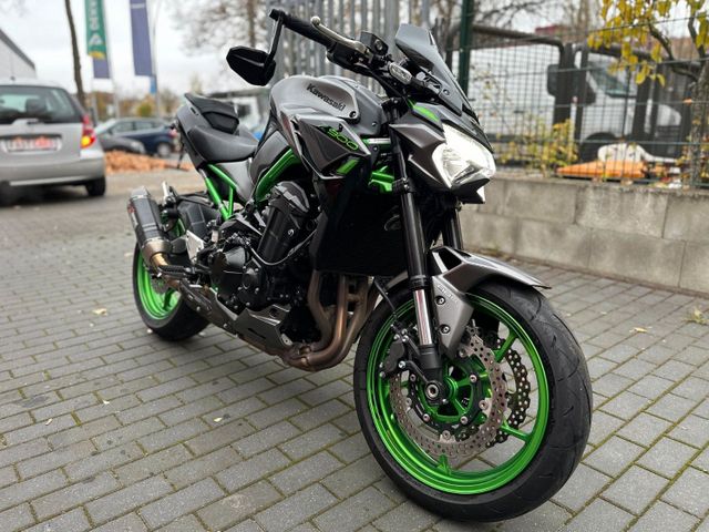 Kawasaki Z900, ZR900 Akrapovic ABS  TOP 1.Hand