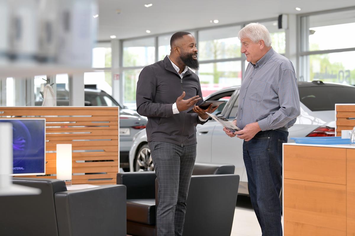 showroom-image-top