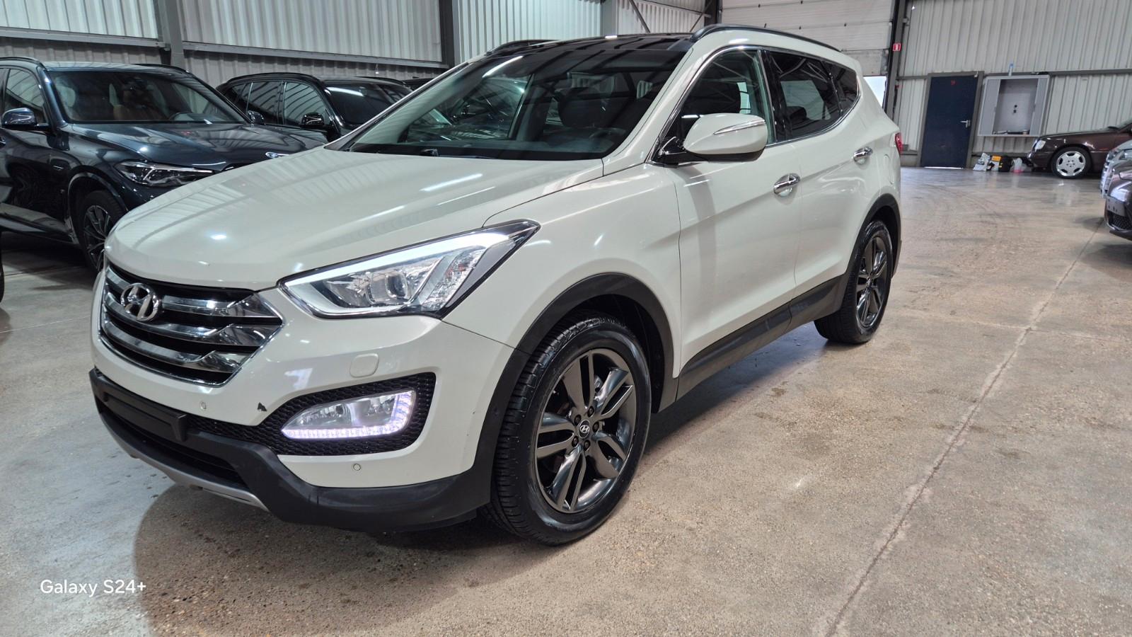 Hyundai Santa Fe Premium 2WD
