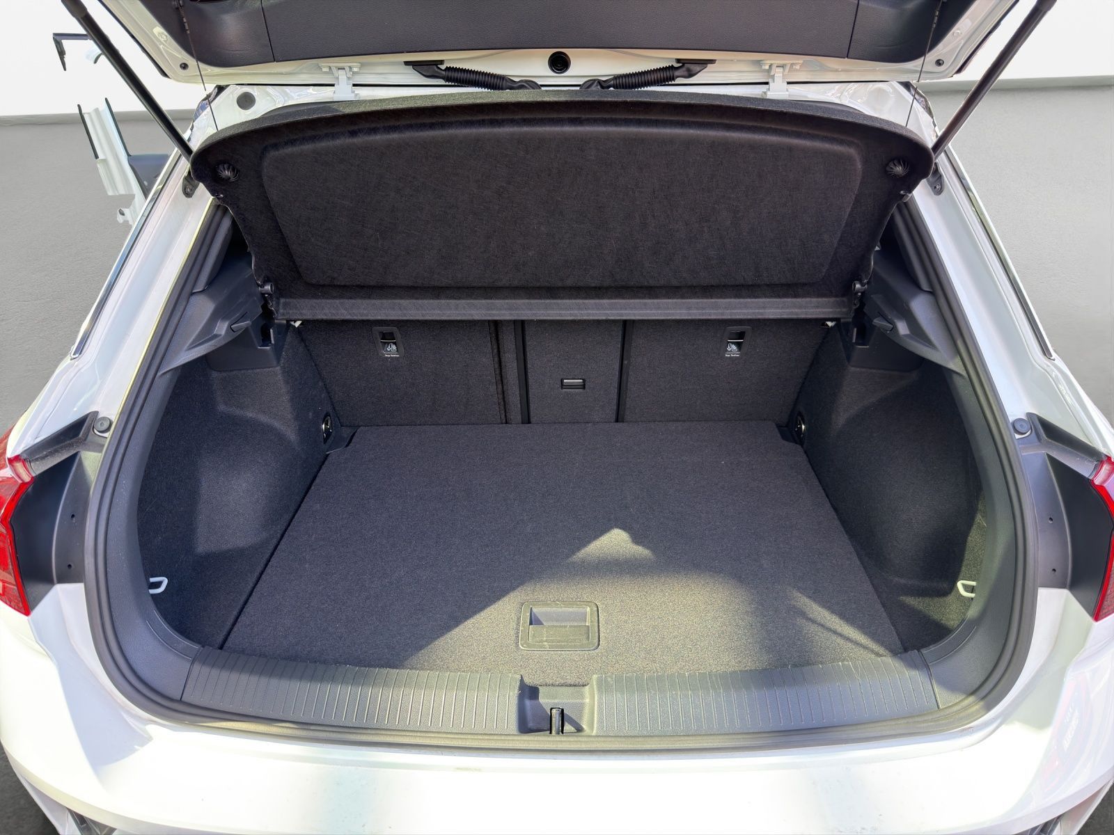 Volkswagen T-Roc - Bild 10