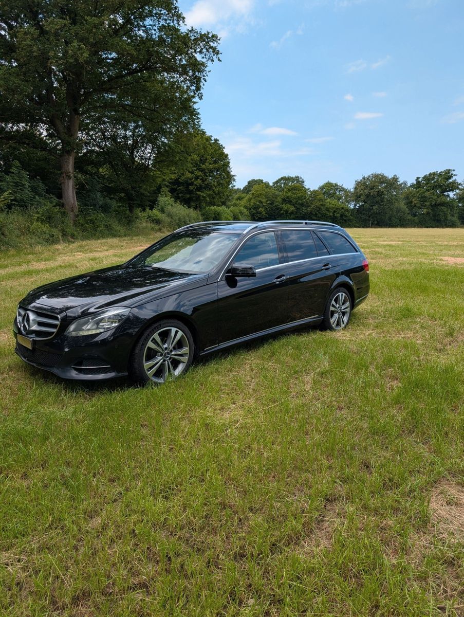 MERCEDES-BENZ E 220 BlueTEC BE T Edition AVANTG. Auto. Edi...