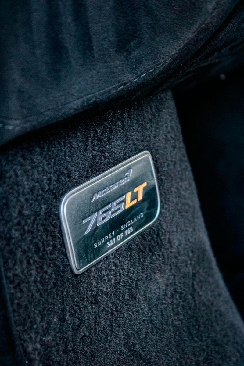 McLaren 765LT Coupe V8 - Carbon - Ludus Blau - Limitiert