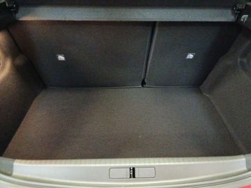 Fotografie des Opel Corsa F Kamera LED Sitz-/Lenkradheizung PDC