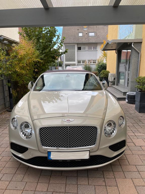 Image of Bentley Continental GTC