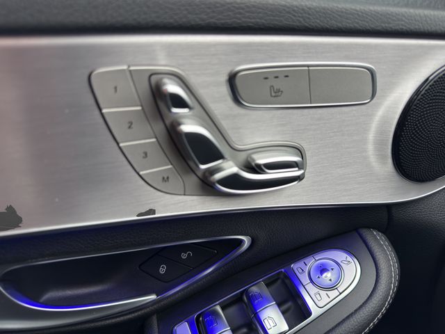 Fahrzeugabbildung Mercedes-Benz C 220 Td Avantgarde+LED+Distronic+CAM+Standh+AHK