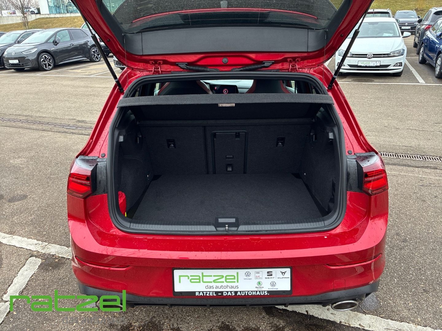 Fahrzeugabbildung Volkswagen Golf GTI VIII Clubsport 2.0 TSI ACC Navi IQ Ligh