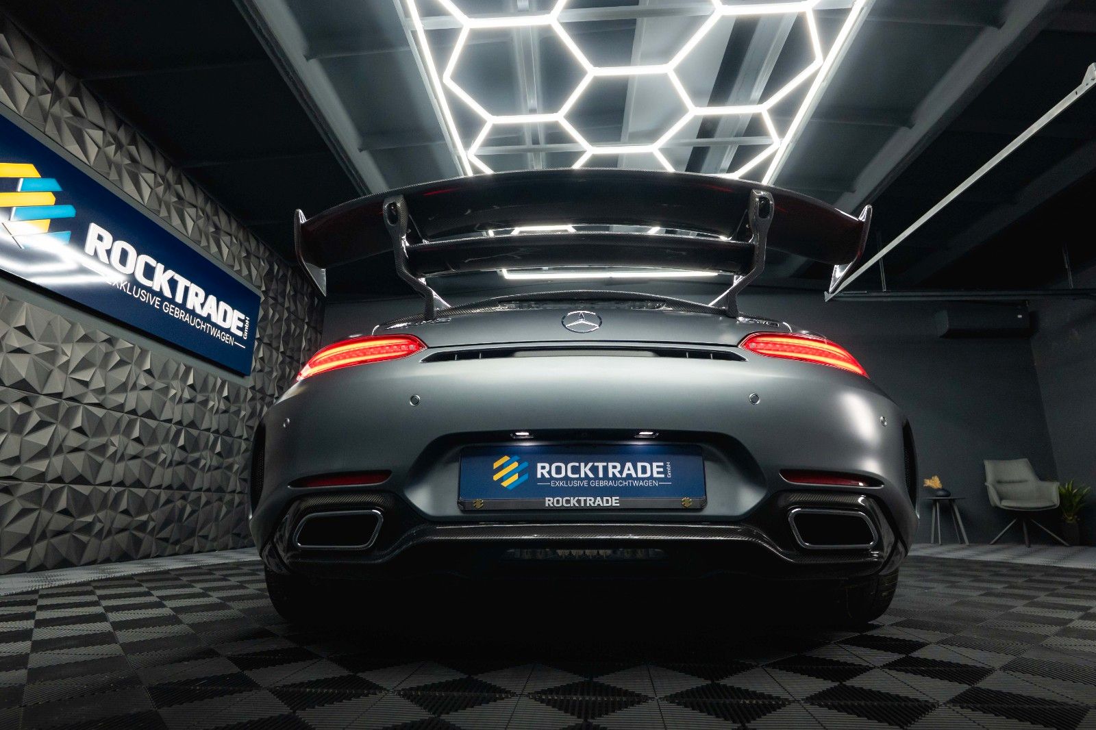 Fahrzeugabbildung Mercedes-Benz AMG GT C Performance Carbon *Burmester*Pano*LED*