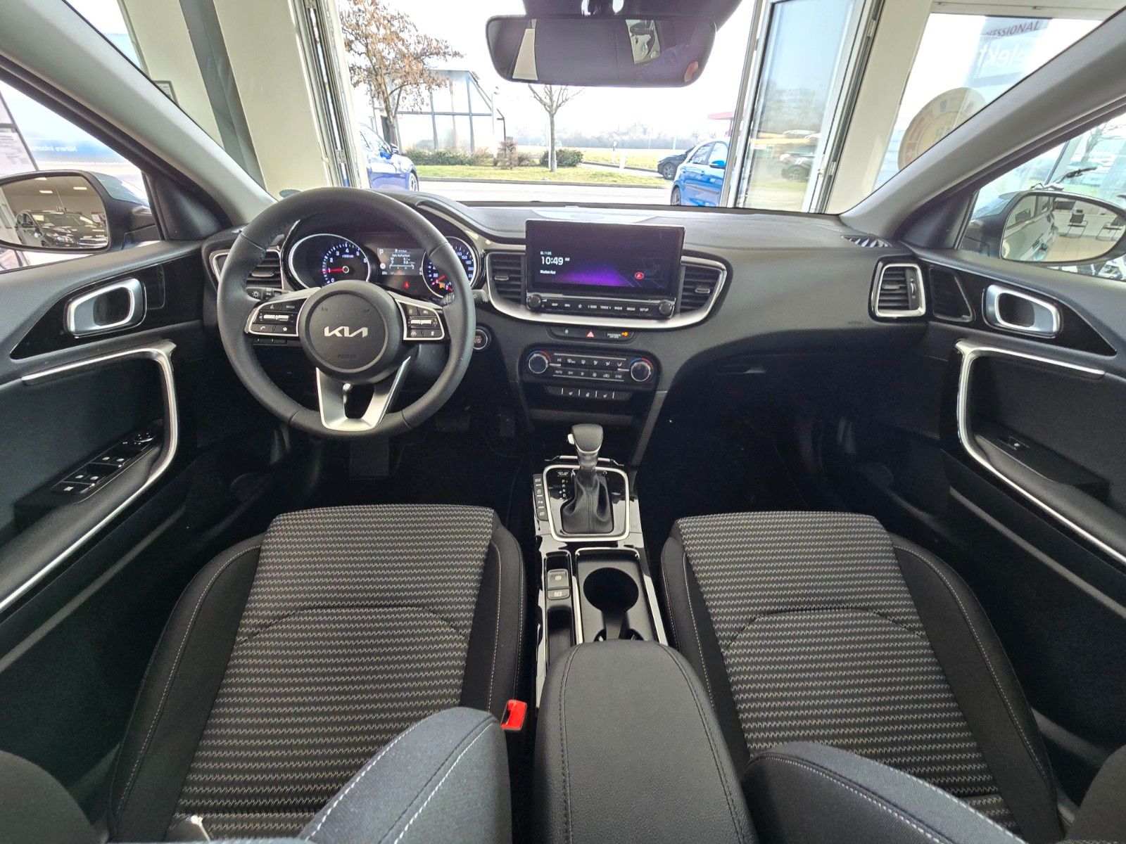 Fahrzeugabbildung Kia CEED_SW 1.5T 48V DCT 140 ULTIMATE Navi Kamera