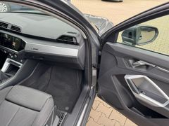 Fahrzeugabbildung Audi Q3 35 TFSI advanced ACC Lane AHK el.Klappe Alu