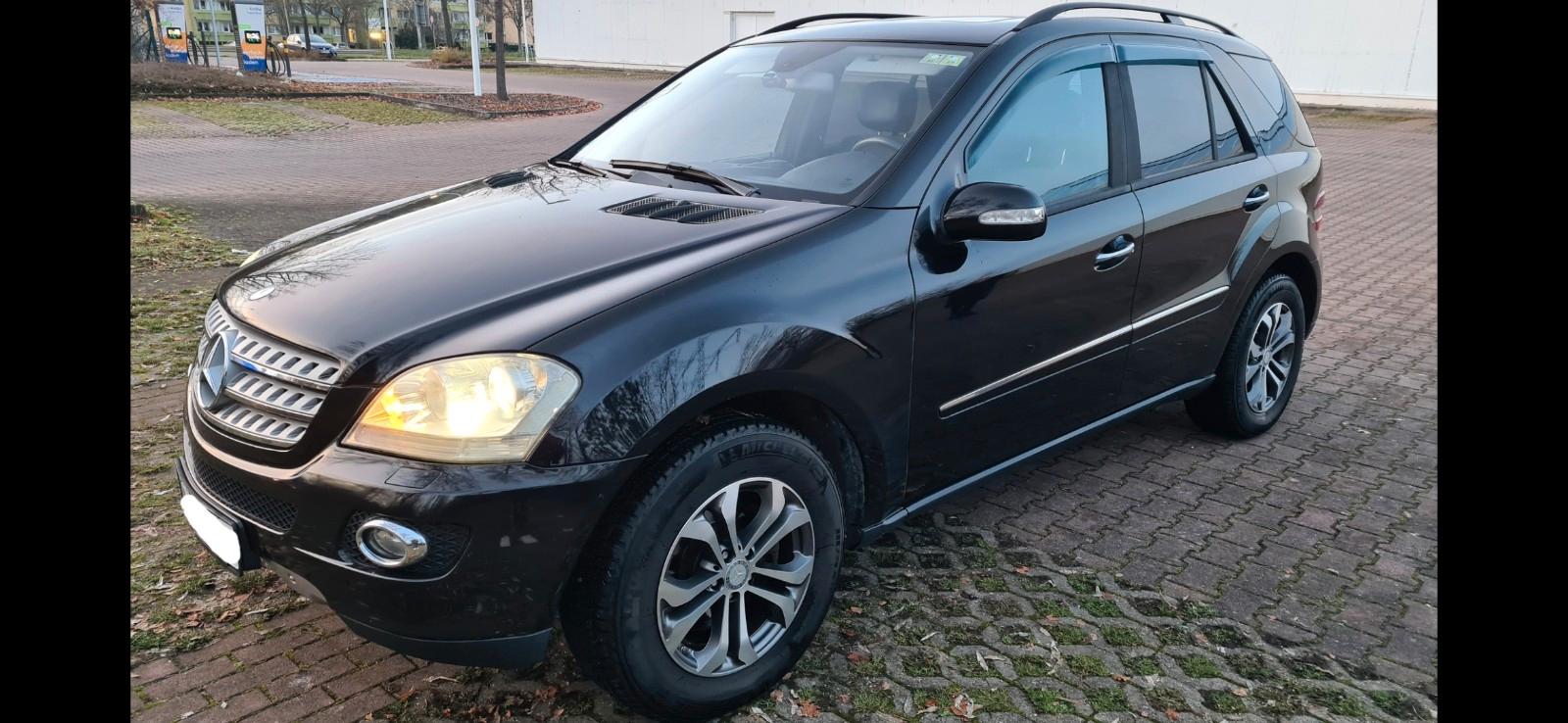 Mercedes-Benz ML 320