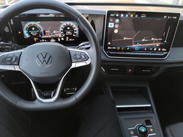Fahrzeugabbildung Volkswagen Tiguan 2.0 TDI SCR DSG Goal IQ.LIGHT HD-MATRIX N
