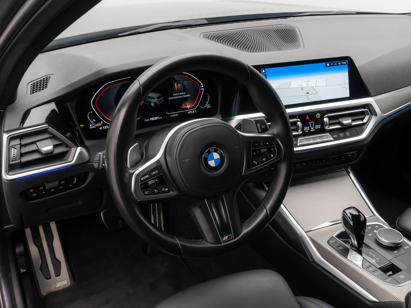Fahrzeugabbildung BMW 320d M Sport DAB Alarm PDC LED Individual 19Zoll