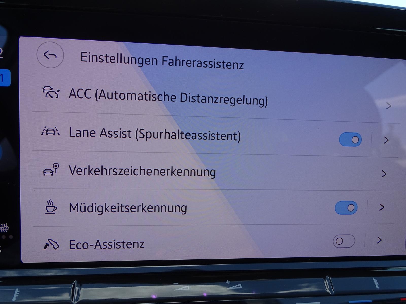Volkswagen Golf VIII Variant 2.0 TDI Life LED Navi PDC DAB, миниатюра 21