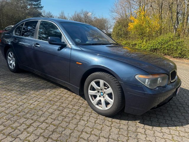 BMW 745 Baureihe  745i