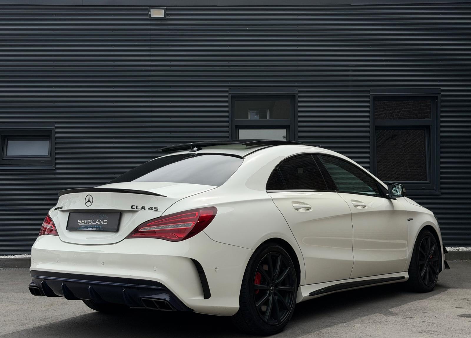 MERCEDES-BENZ CLA 45 AMG 381ch 4MATIC PERFORMANCE PANO MEMORY CARBON ÉCHAPP PERFORMANCE