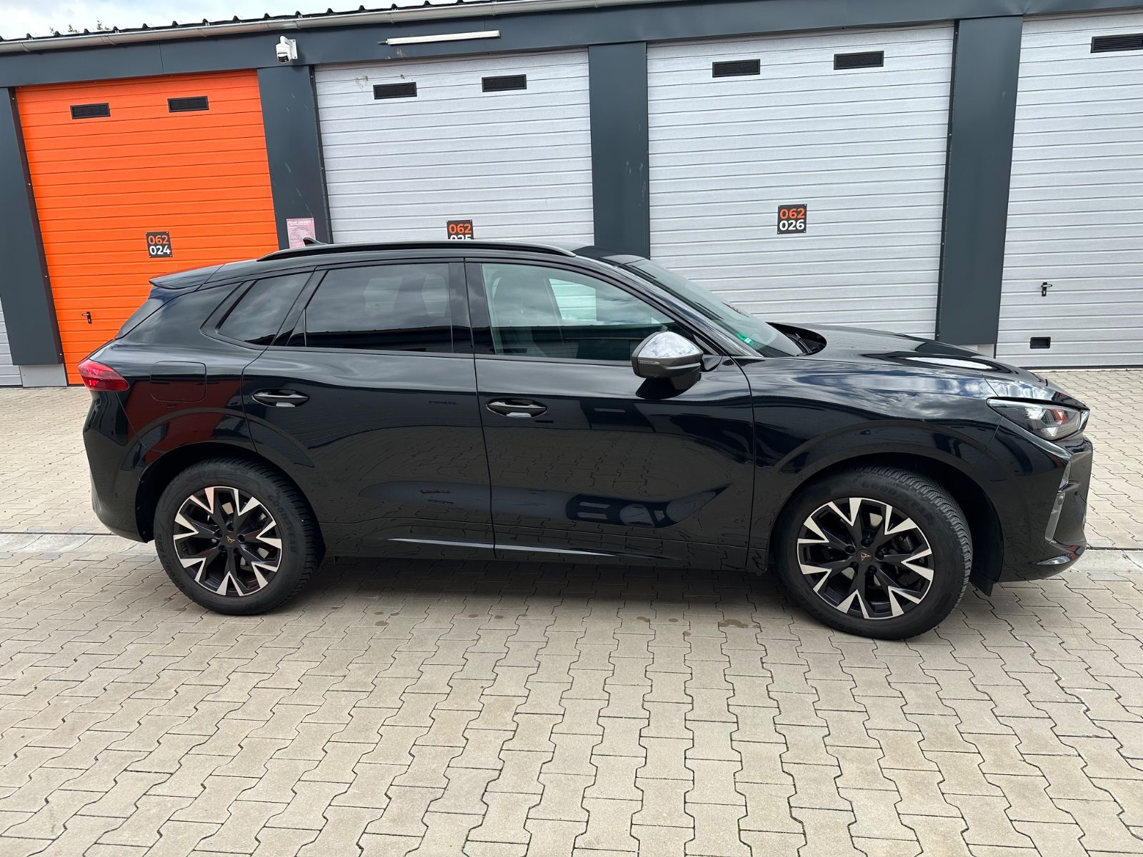 Cupra Terramar 1.5 eTSI 110 kW*CarPlay360°*CAM*SHZ*LED imagem 3