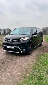 Toyota Proace 2.0D L2 AHK Navi DoKa 6-Sitz... - gebrauchte Toyota Verso aus dem Jahr 2017