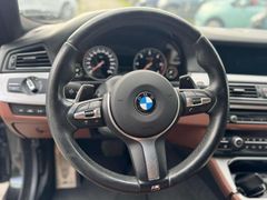 Fahrzeugabbildung BMW M550 M550 d xDrive M Paket VOLL VOLL VOLL