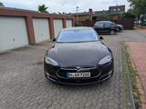 Tesla Model S 85 - Kostenlos Laden - Tesla Model S: 85