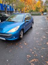 Peugeot 206 1.1 60 - - Peugeot 206: Allradantrieb