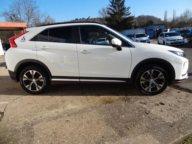 Fahrzeugabbildung Mitsubishi Eclipse Cross Intro Edition /Kamera/1.Hand/AHK/