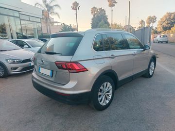 Volkswagen Tiguan - 2