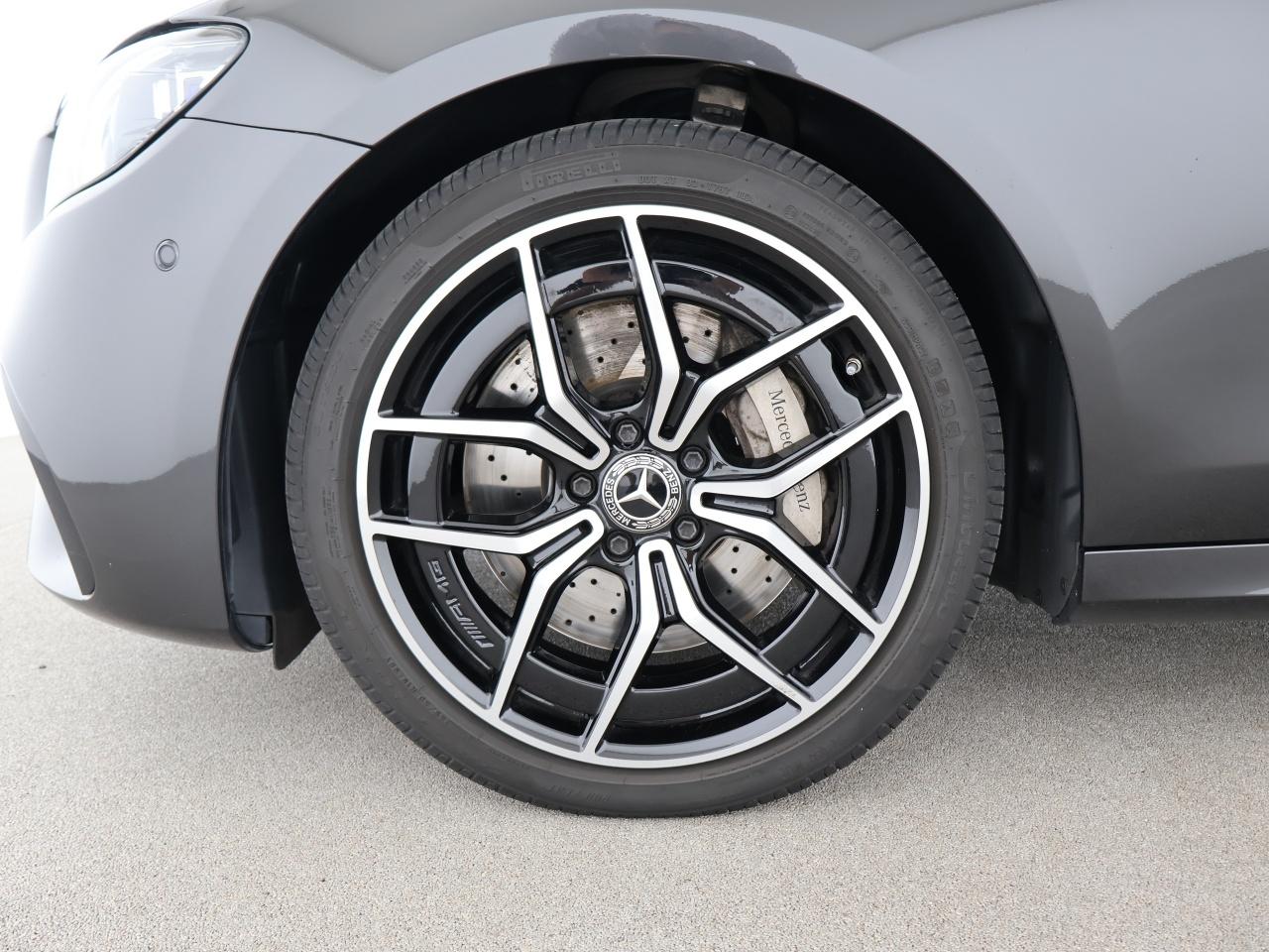 Mercedes-Benz E 400 d 4M AMG Night Pano Distronic Burmester