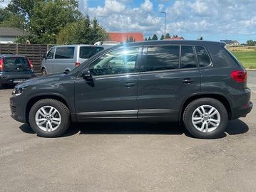 Volkswagen Tiguan - 8