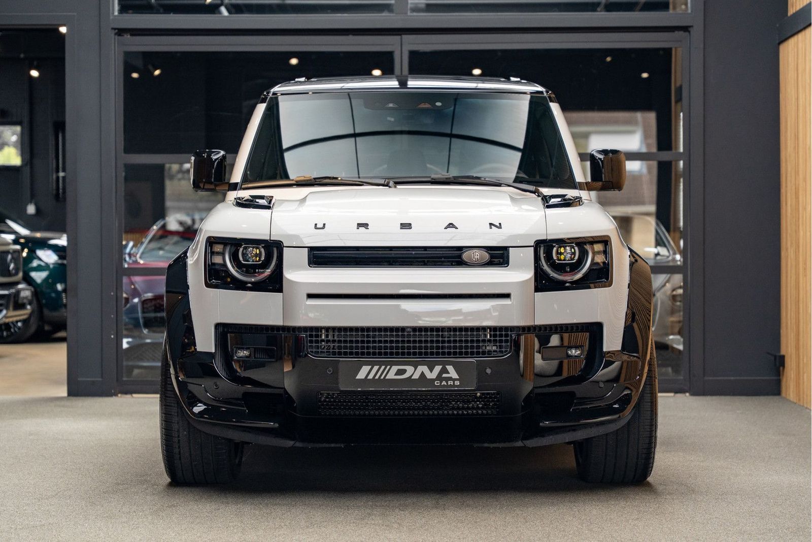 Land Rover Defender 110 P300e X-Dynamic SE Urban Pano Yello imagem 2