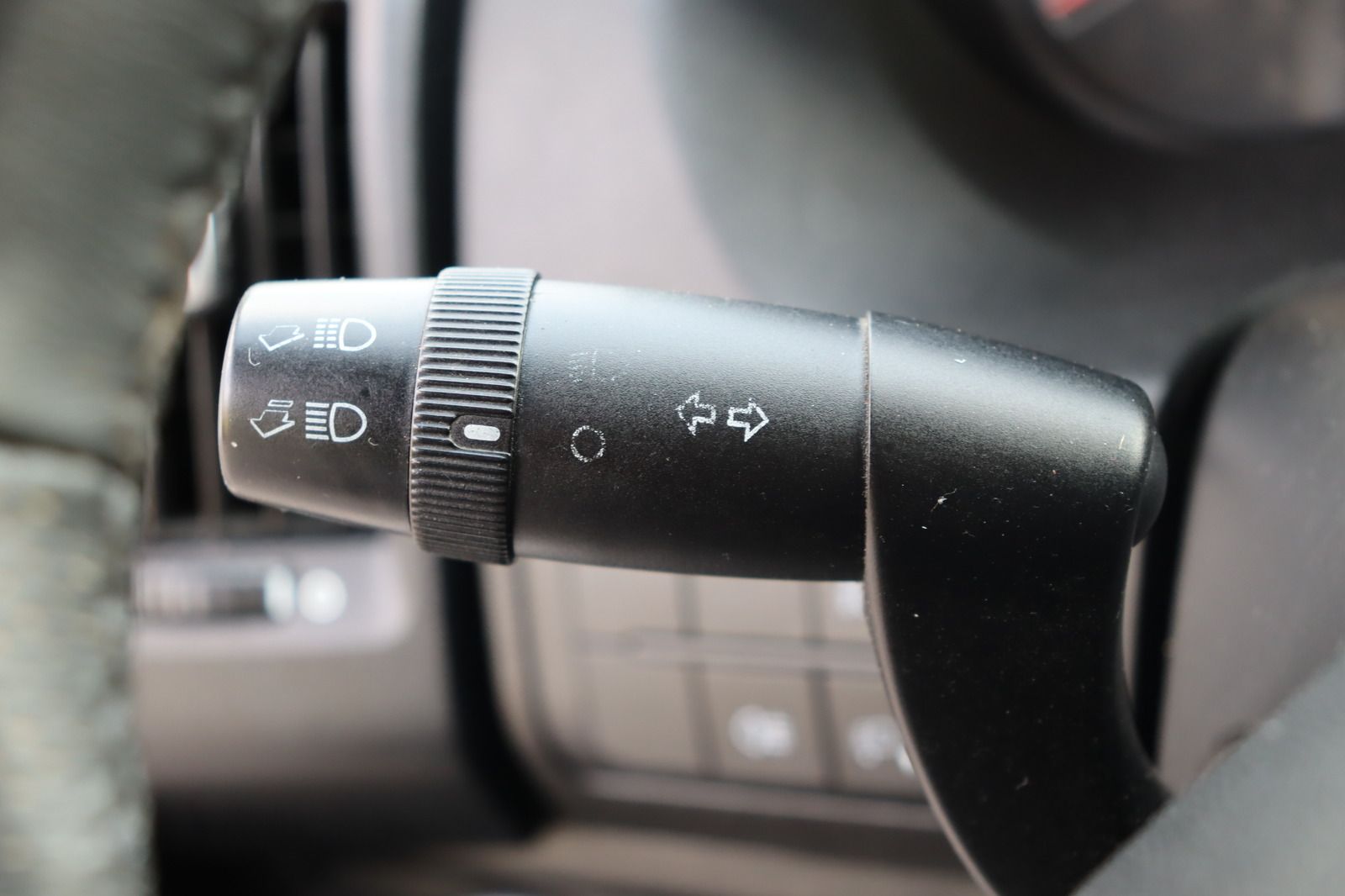 Fahrzeugabbildung Citroën Jumper 2.2d DOKA Kipper 7 Sitzer 1. Hand