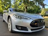 Tesla Model S P90 Free Supercharging - Tesla Model S aus 2013