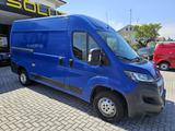 Peugeot Boxer 333 2.0 BlueHDi 130CV PM-TN - blaue Peugeot Boxer