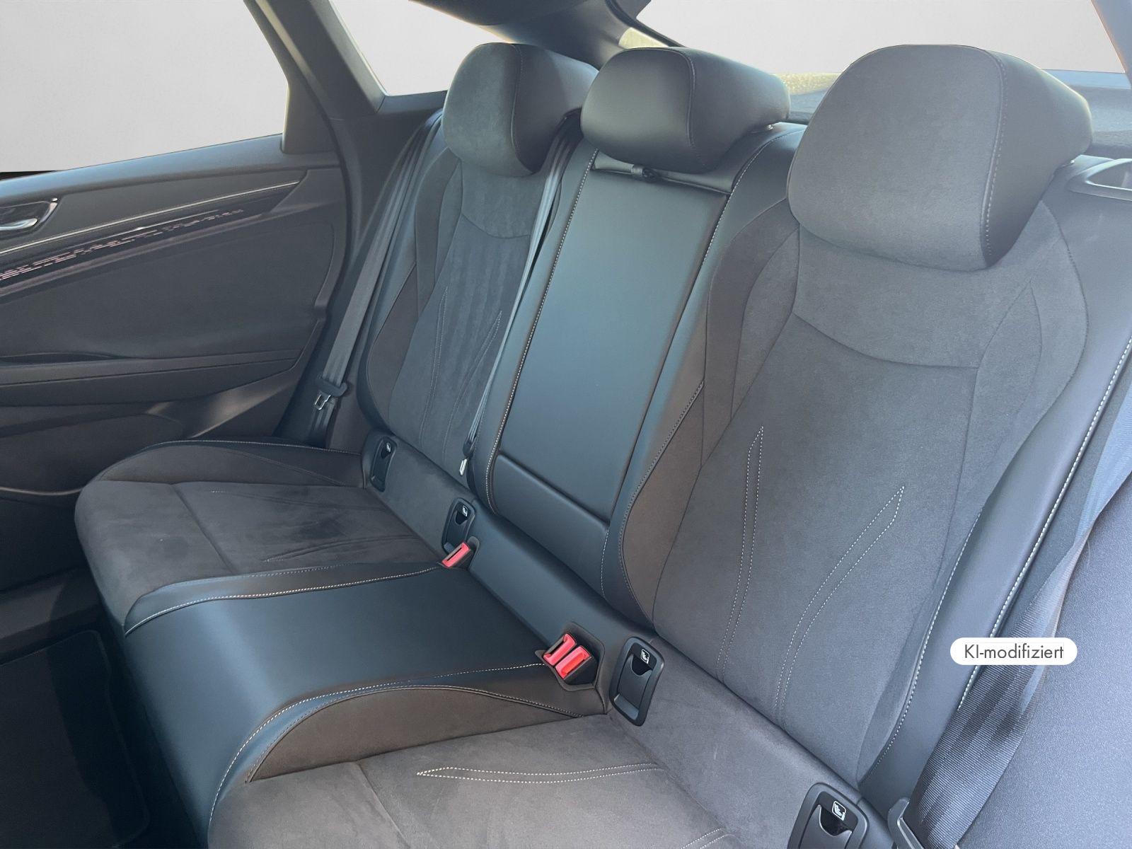 Volkswagen ID.7 *Pro*  210 kW Travel Assist HUD Discover Pr