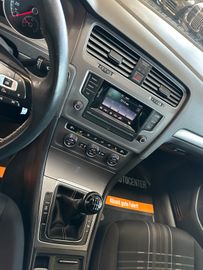 Volkswagen Golf VII Lim. Lounge BMT *PDC*