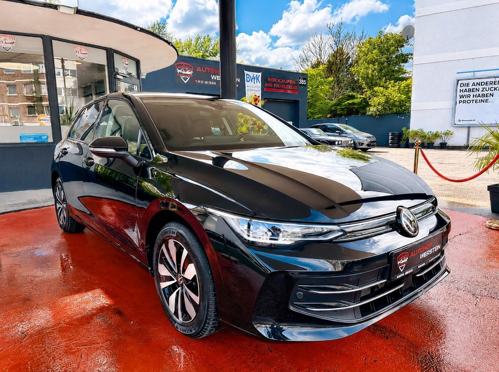 Image of Volkswagen Golf