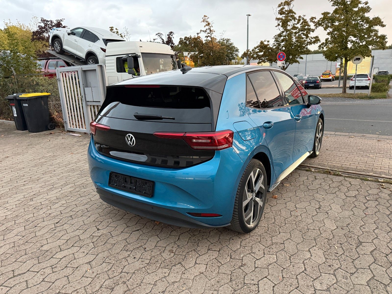Volkswagen ID.3 Pro 150 kW PANO*AHK*DCC*KAMERA*STDHZ* imagem 3