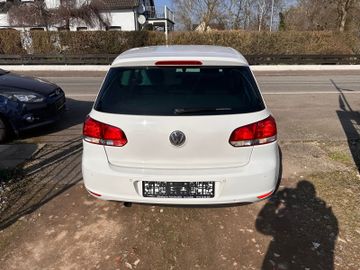 Volkswagen Golf - 5
