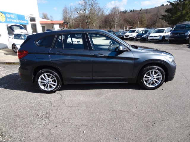 Fahrzeugabbildung BMW X1 sDrive 18 i Advantage/1.Hd/Pano/AHK/Kam/Navi/