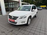 Volkswagen Tiguan Team BMT**1.HAND+SCHECKHEFT+AHK+17"LMF** - Volkswagen Tiguan Team mit Diesel-Antrieb