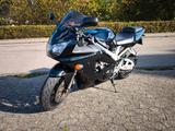 Honda CBR900RR - HONDA CBR 900 RR