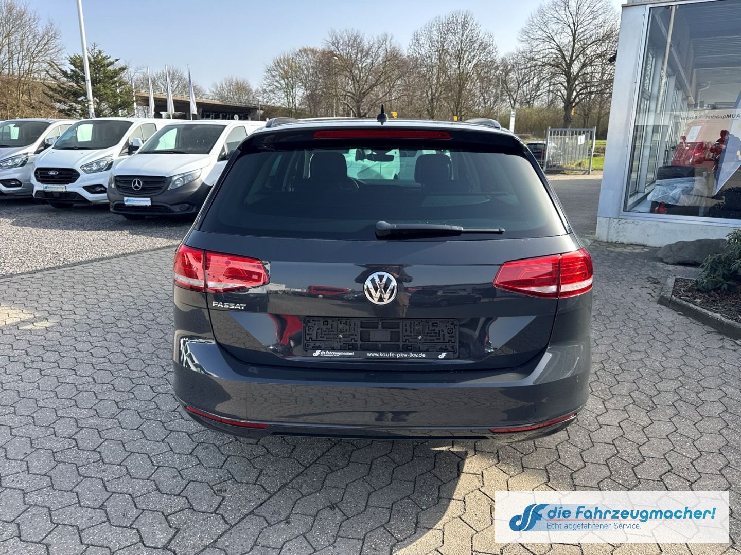 Fahrzeugabbildung Volkswagen Passat Variant Comfortline Start-Stopp *EXPORT