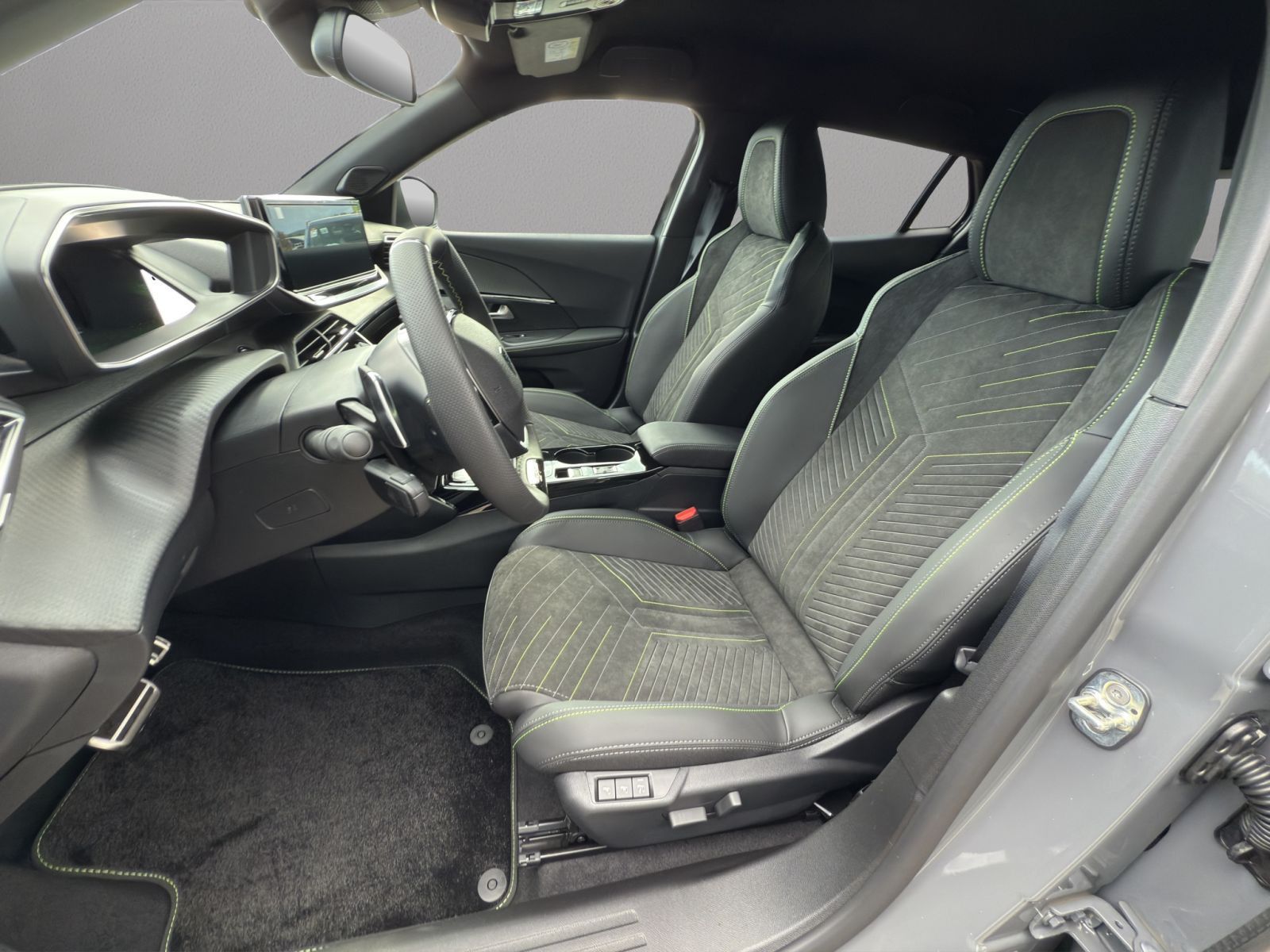 Peugeot 2008 - Bild 9